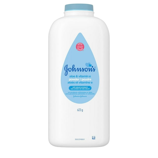 Johnson's Baby Powder with Aloe, Vitamin E, and Cornstarch
