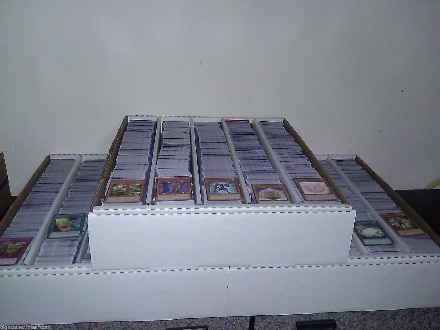 YuGiOh 4000 Mixed Cards Bulk Trading Card Game Lot Includes 100 Holos