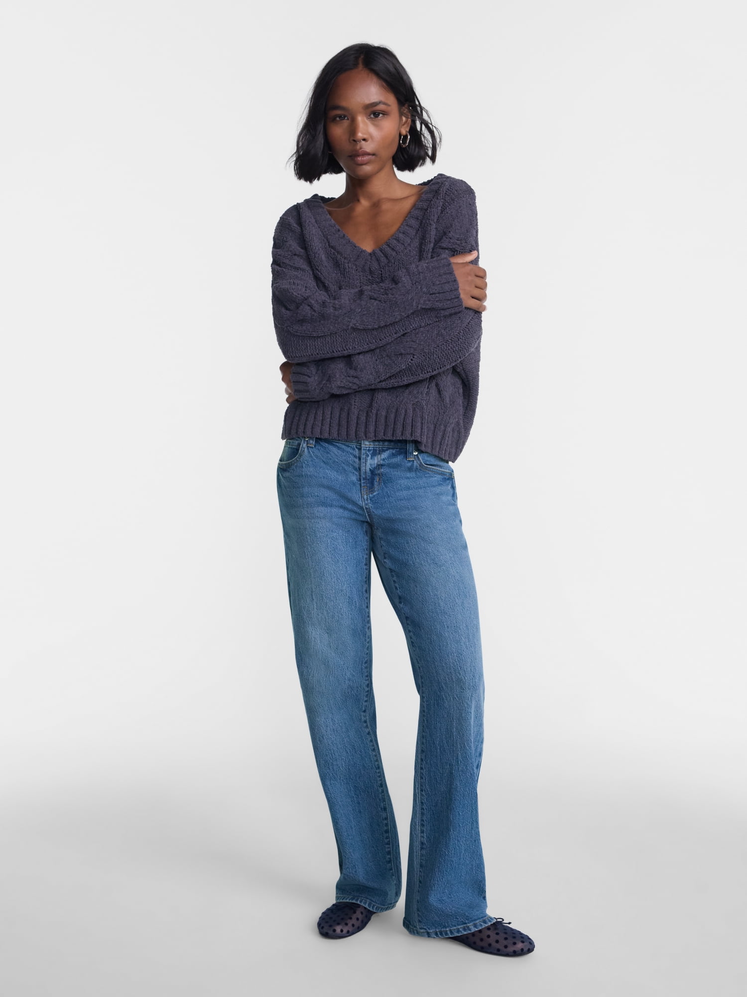 No Boundaries Low Rise Straight Leg Jeans, 31.5" Inseam, Women's Waist Sizes 00-20