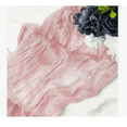thumbnail image 4 of Camino De Mesa De Tela De Queso color Rosa, 4 of 4