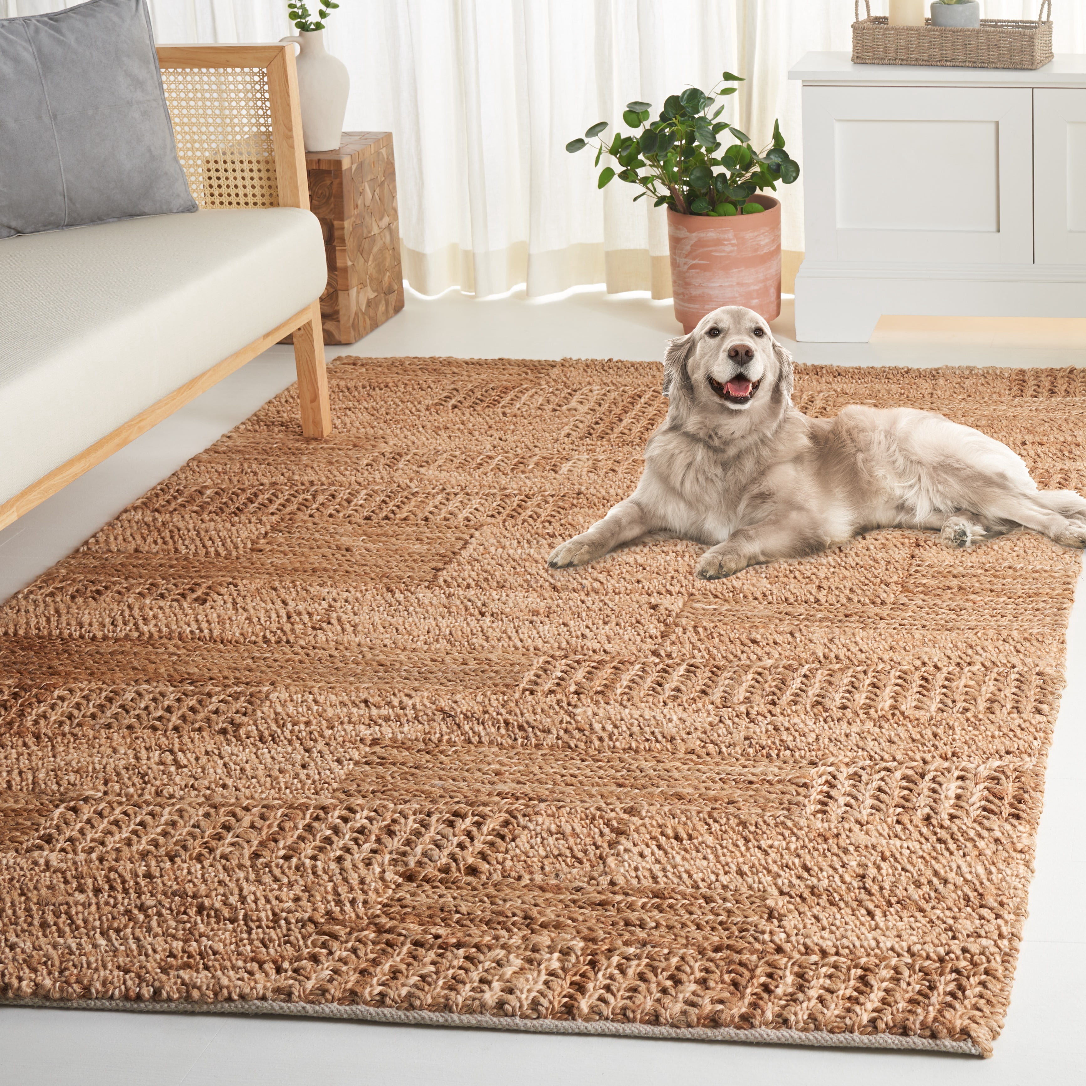 SAFAVIEH Natural Fiber Lacey Solid Area Rug, Natural, 5' x 8'