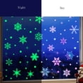 thumbnail image 1 of Calcomanía luminosa en forma de copo de nieve - Pegatina navideña adhesiva estática para decoración de cristal, puertas y paredes, 1 pack, 1 of 6