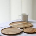 thumbnail image 3 of (XL)Wharick Snack Plate Round Shaped Space-saving Wooden Sandwich Bread Tea Tray Tableware, 3 of 5