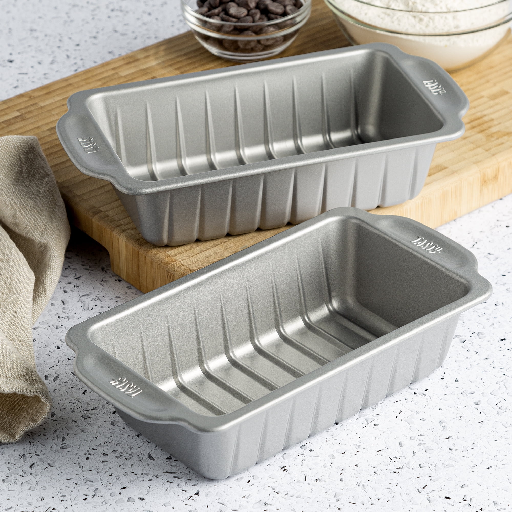 Tasty Large Carbon Steel Loaf Pans With Guidelines For Even Slices 9 