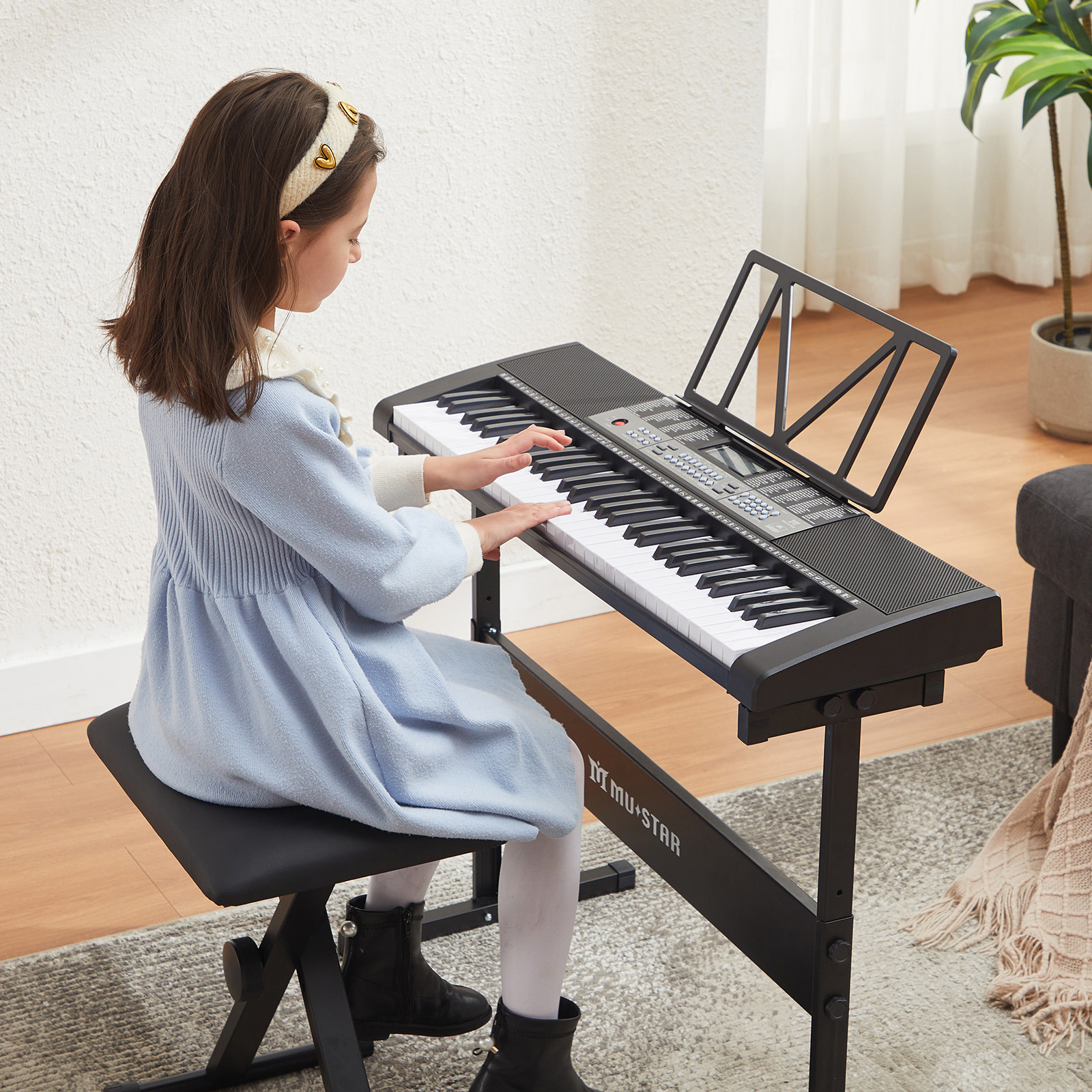 61 Keys Electric Piano Keyboards with Lighted Up Keys,255 rhythms,Bench,Stand,Headphone,Microphone(Black)