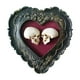 thumbnail image 2 of Xihbxyly Estatua de Calavera de Pareja, Artesanía de Resina En Forma de Corazón, Decoración Romántica de Halloween, Decoración Moderna para El Hogar, Decoración para Sala de Estar y Oficina, Idea de, 2 of 6