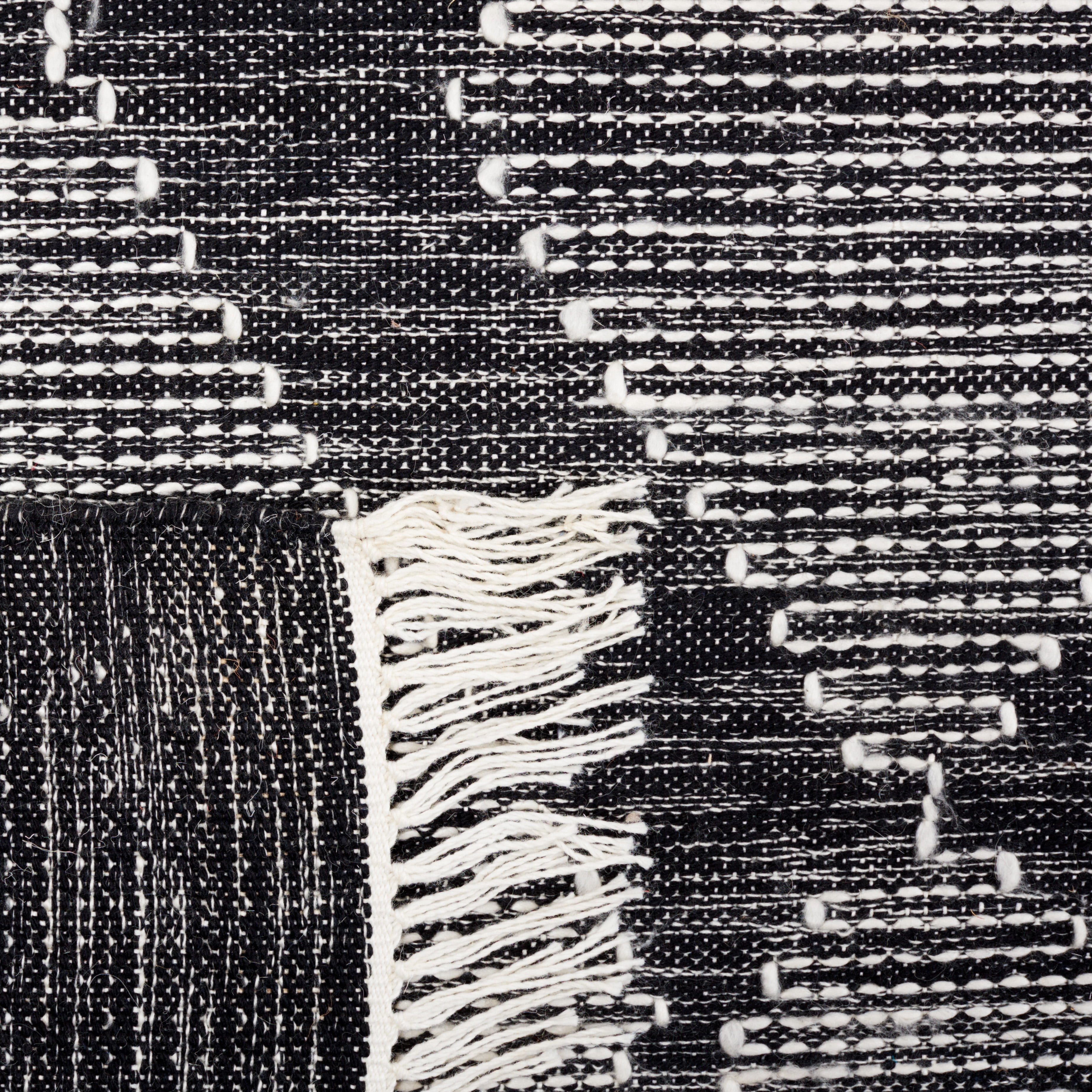 SAFAVIEH Kilim Angel Diamond Polyester Area Rug, Black/Ivory, 5' x 8'