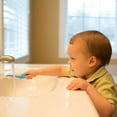 thumbnail image 4 of Cepillo de dientes de entrenamiento para bebés y niños pequeños, suave para los primeros dientes del bebé, elefante azul, sin BPA, 0-3 años, 4 of 4
