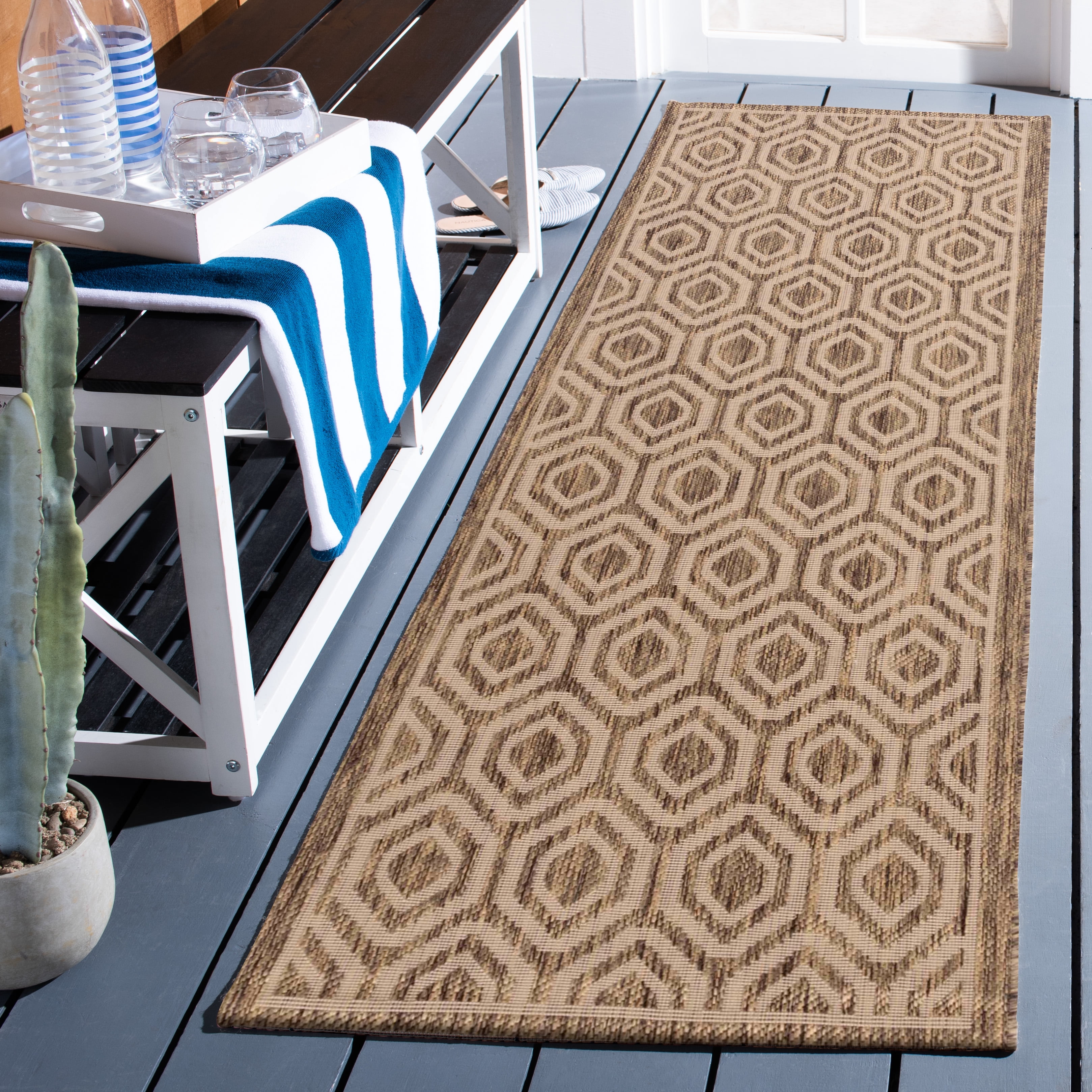 Safavieh Courtyard Amelia Geometric Indoor/Outdoor Runner Rug, Brown/Bone, 2'3" x 8'