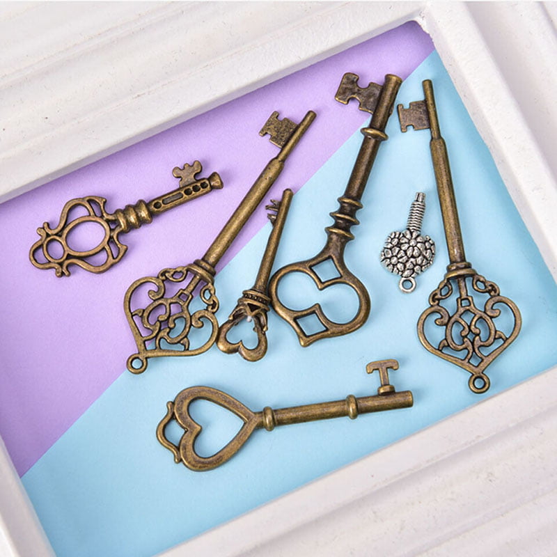 50g/Set Antique Bronze Vintage Old Key Charms Pendants DIY Jewelry Findings UTXG 