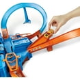 thumbnail image 4 of Coffret piste Intersection Collision de Hot Wheels, 4 of 6