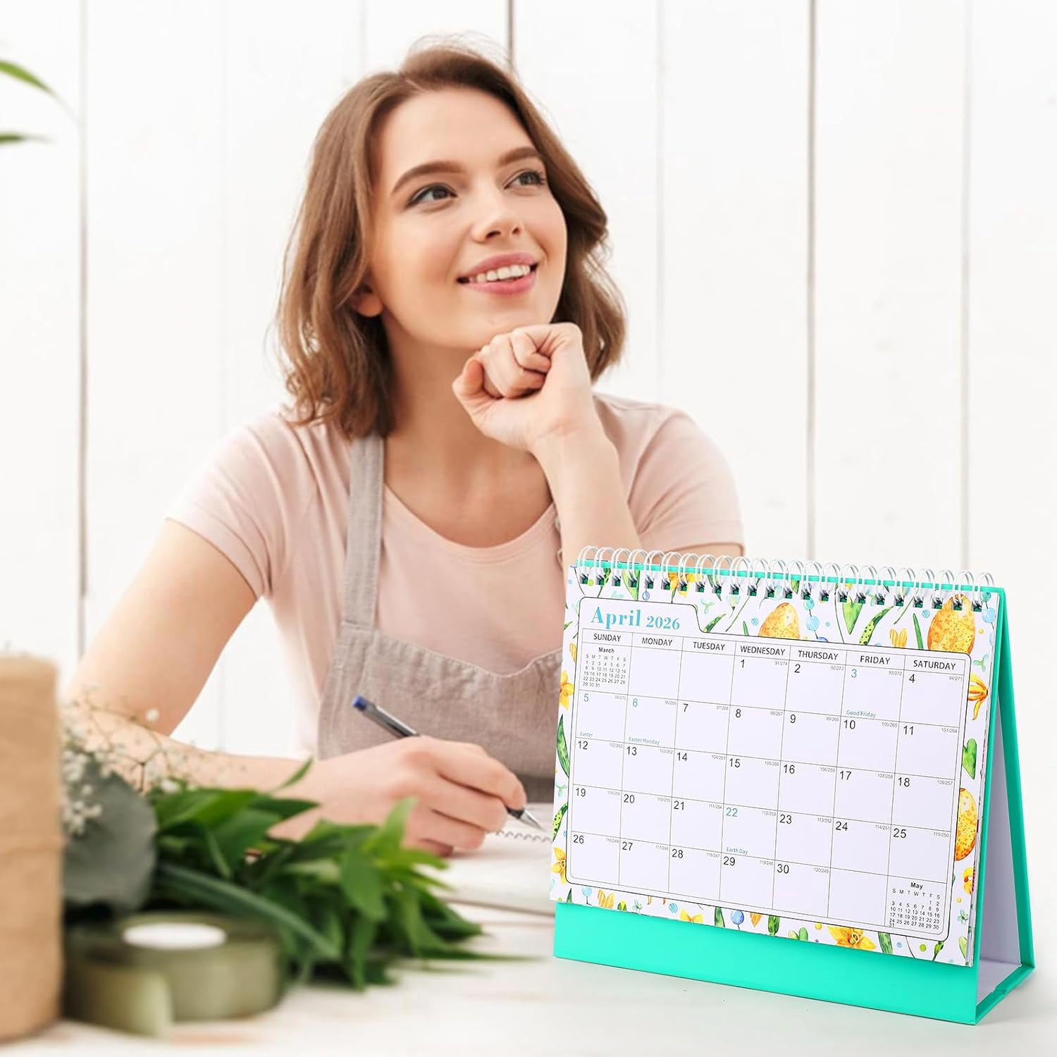 2026-2027 Calendar, Portable Flip Calendar, January 2026 - June 2027, with To-Do List Page, 20.5 cm x 7.4 cm, for Office, Home and School