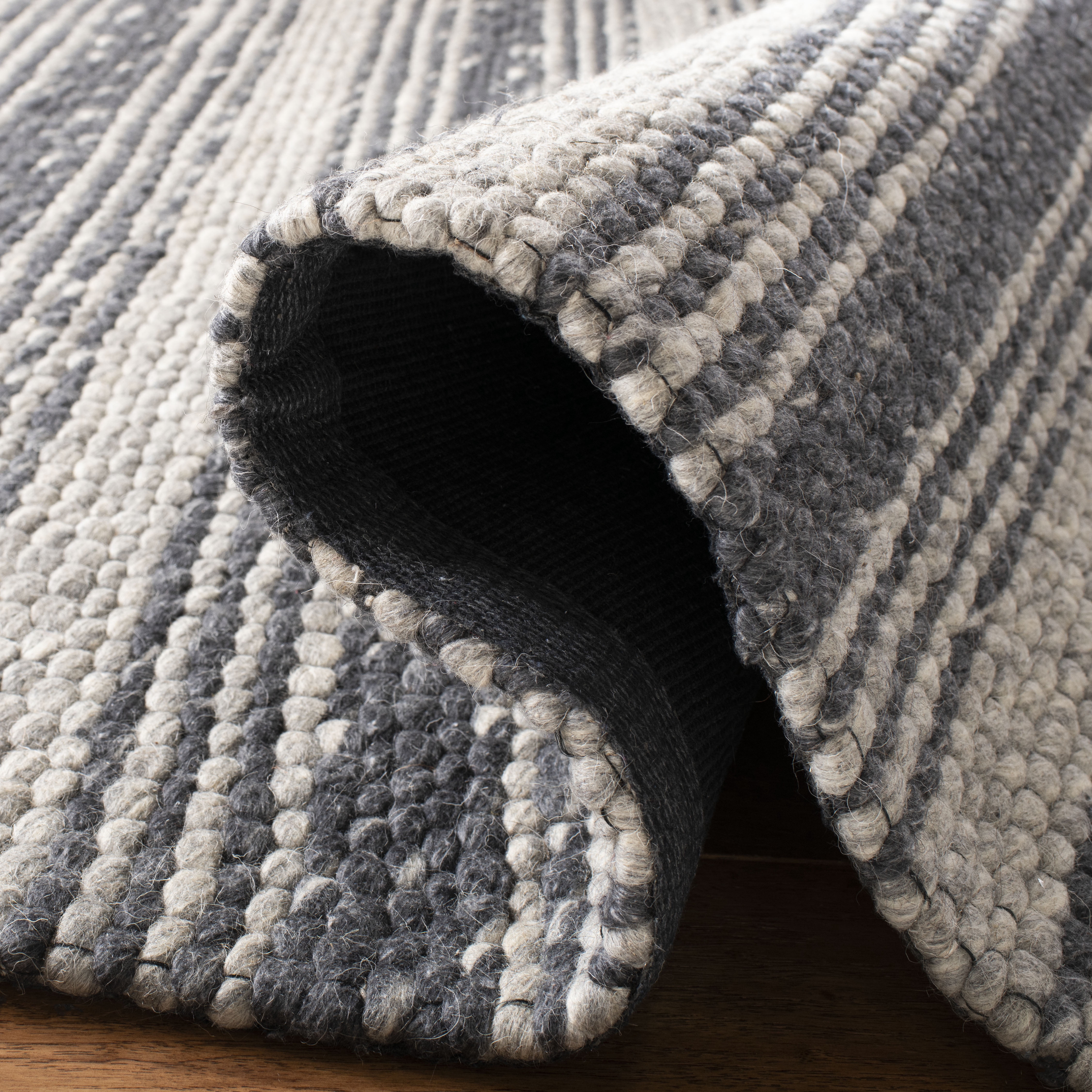 SAFAVIEH Marbella Christabella Striped Area Rug, Grey/Chocolate, 3' x 5'