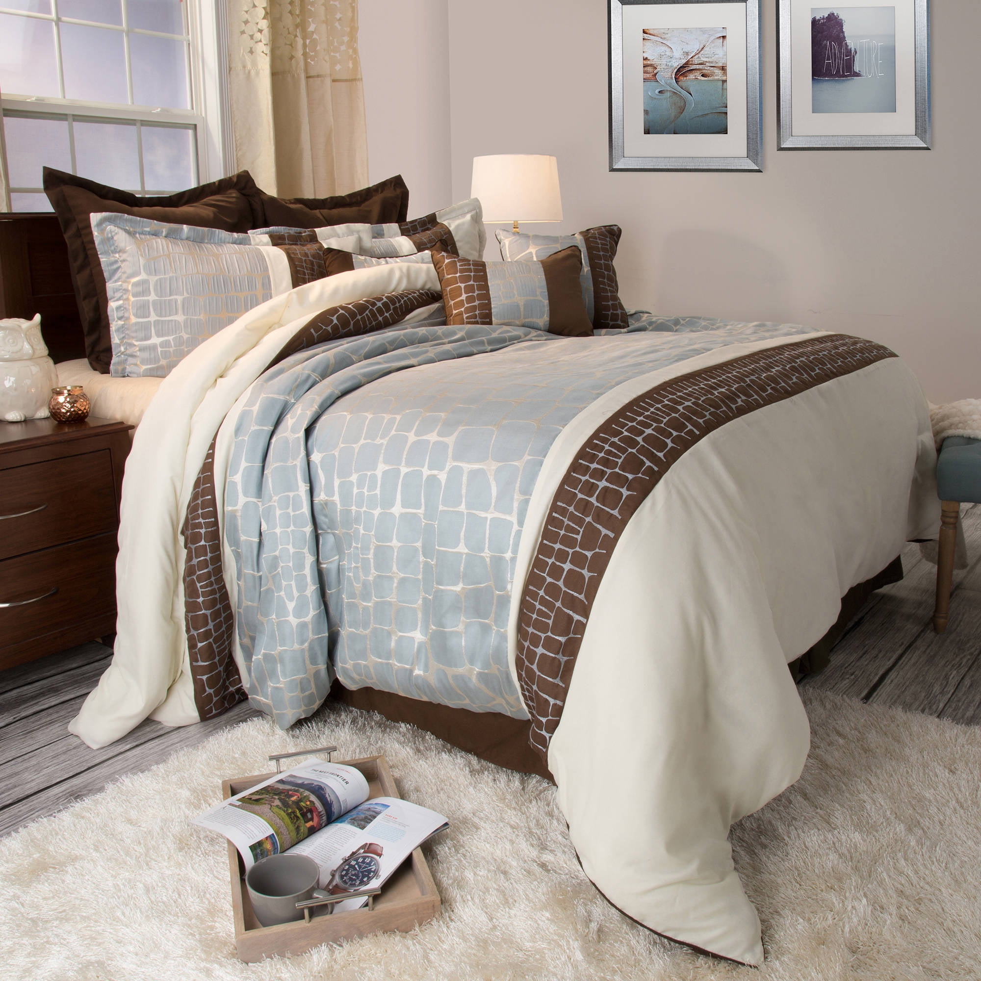 Somerset Home Ashley Comforter Set