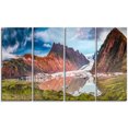 thumbnail image 2 of Glacier et Lac au Lever du Soleil Panorama, 2 of 3