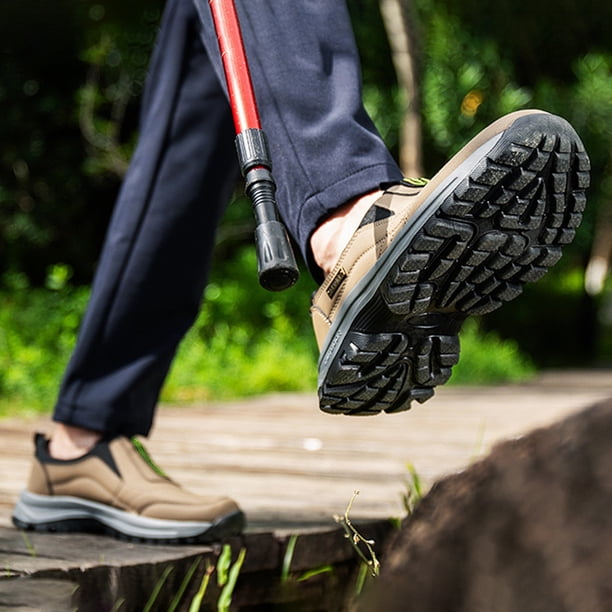 Zapatillas de deporte de moda para hombre Zapatillas ligeras para correr transpirables para actividades al aire libre