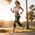 thumbnail image 3 of SCRAWLGOD Daisy Leaf Bubble Black High Waisted Capri Leggings with Pockets for Women, Breathable Butt Lifting Leggings, Comfy Slim Active Yoga Pants for Cycling Workout, 3XL, 3 of 7