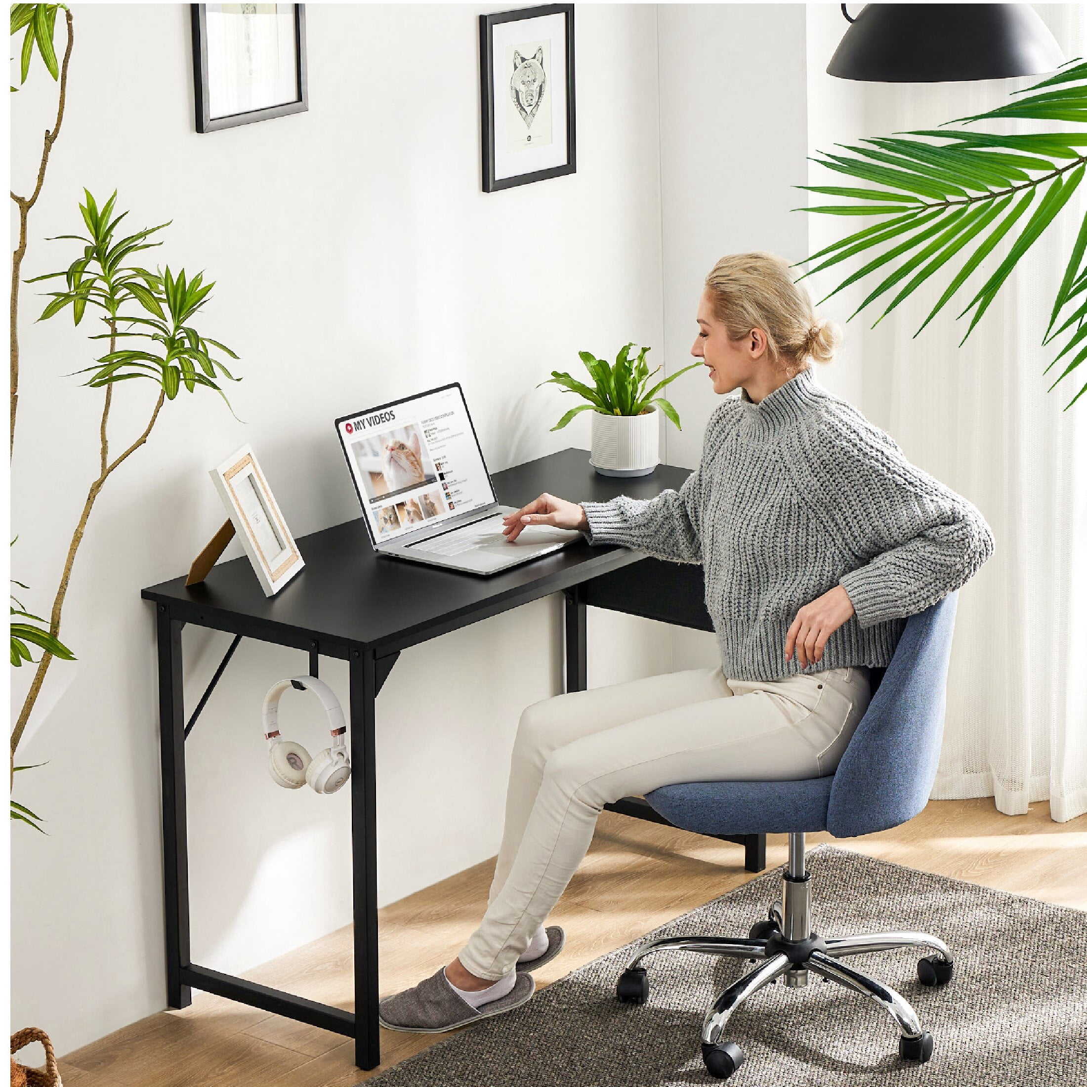 CONCETTA Computer Desk 31 Inch, Simple Farmhouse Table With Storage Bag & Headphone Hooks, Black