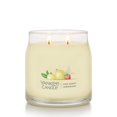 thumbnail image 2 of Candle Yankee Candle con aroma a limonada de bayas heladas, 385 ml, 2 of 5