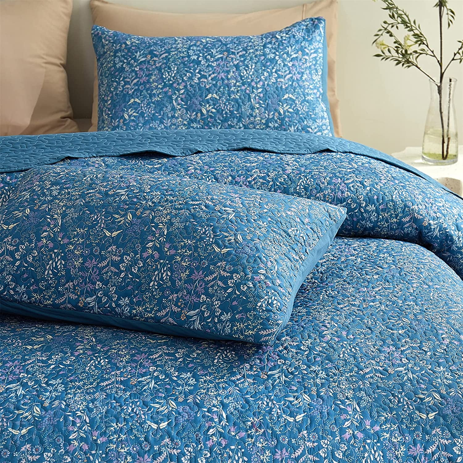 Wajade Floral Quilt Sets 3 Piece Quilt with 2 Shams, Lightweight