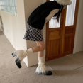 thumbnail image 2 of Calcetines de pantorrilla para mujer, calentadores de piernas de retales de felpa peluda larga de Color sólido brillante de punto, 2 of 3