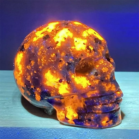 GKNET 1pc Natural Yooperite Quartz Carved Crystal Skull Reiki Healing 2"