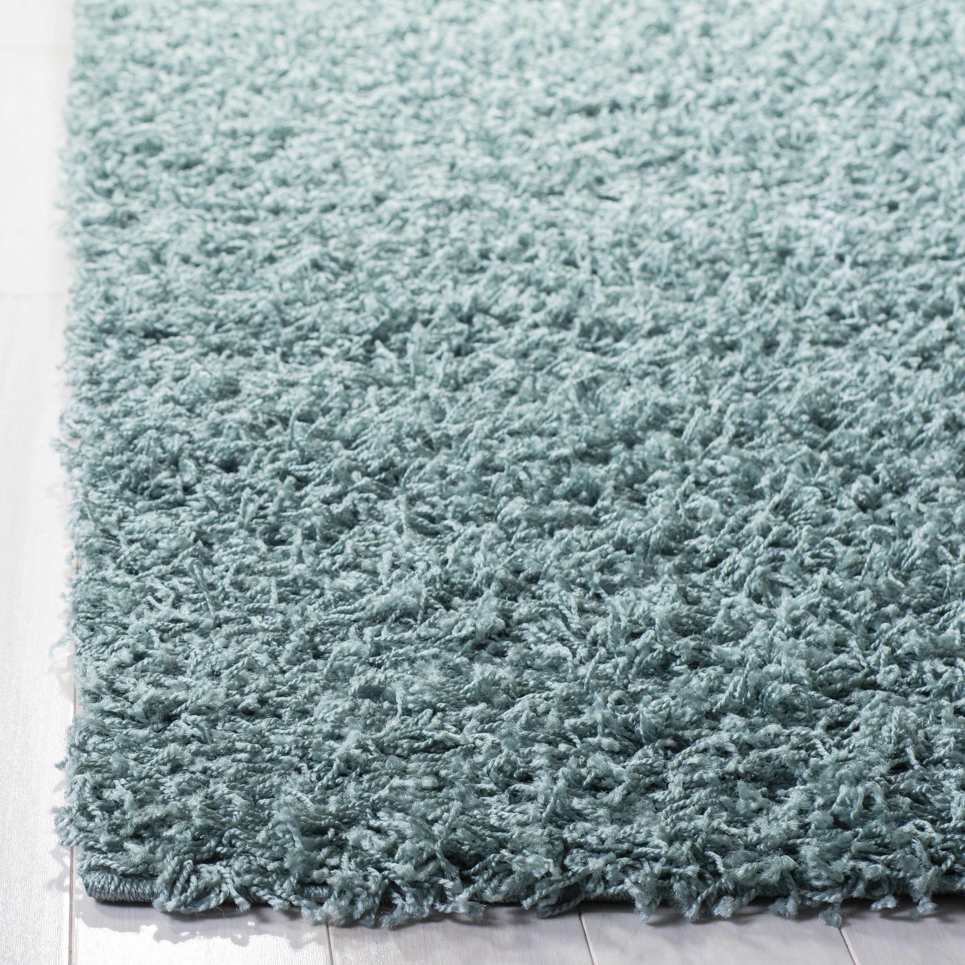 SAFAVIEH Lavena Solid Plush Shag Area Rug, Seafoam, 9' x 12'