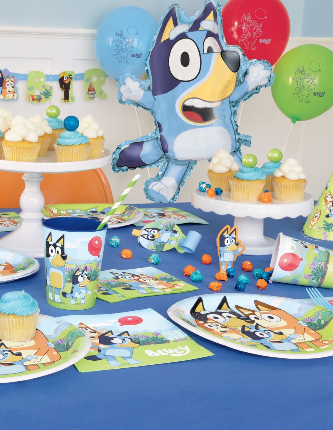 BLUEY 9oz Paper Cups, 8ct, Disposable cups hold 9oz.