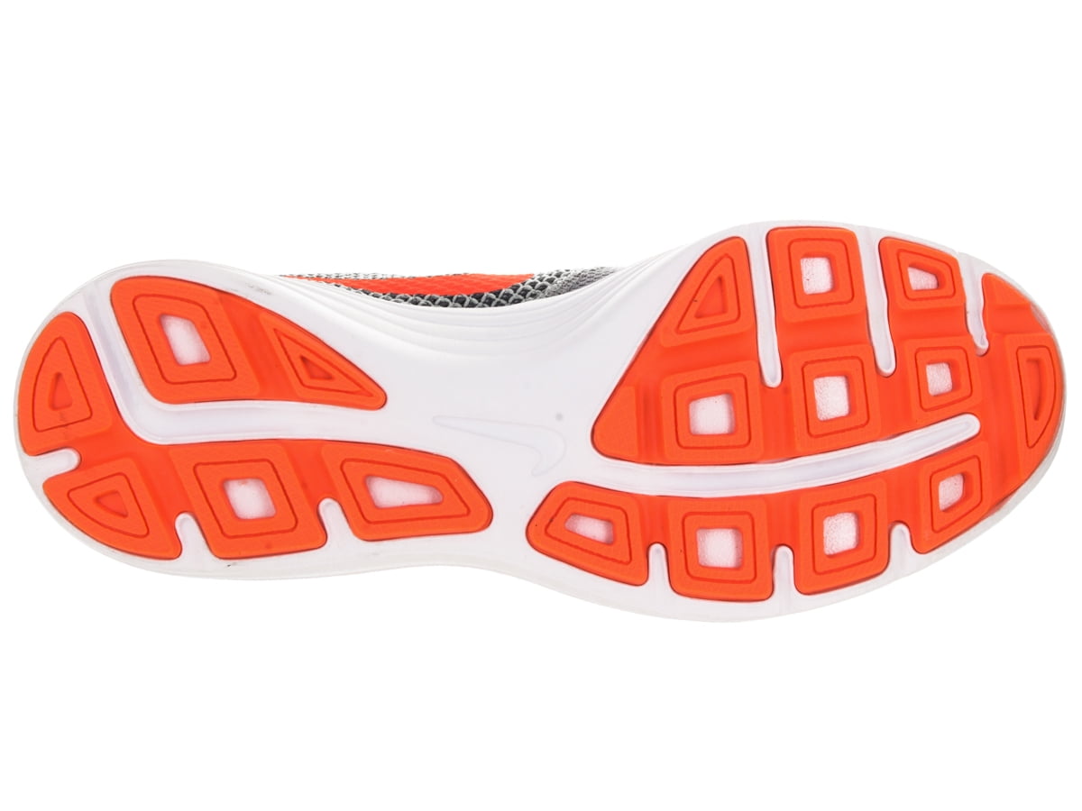 nike revolution 3 orange