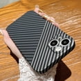 thumbnail image 4 of Funda mate de textura de fibra de carbono ultrafina de lujo para iPhone 15, 14, 13, 11, 12 Pro, XS Max, Mini, XR, 7, 8 Plus, cubierta dura de PC a prueba de golpes, 4 of 5