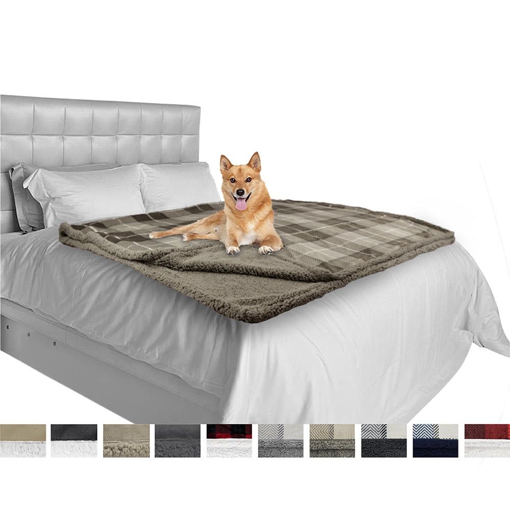 PetAmi Dog Blanket, Sherpa Dog Blanket Plush, Reversible, Warm Pet