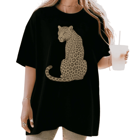 UNISHE Women's Elegant Leopard Graphic Tee Minimalist Sitting Wild Cat Art Print Casual Summer Top