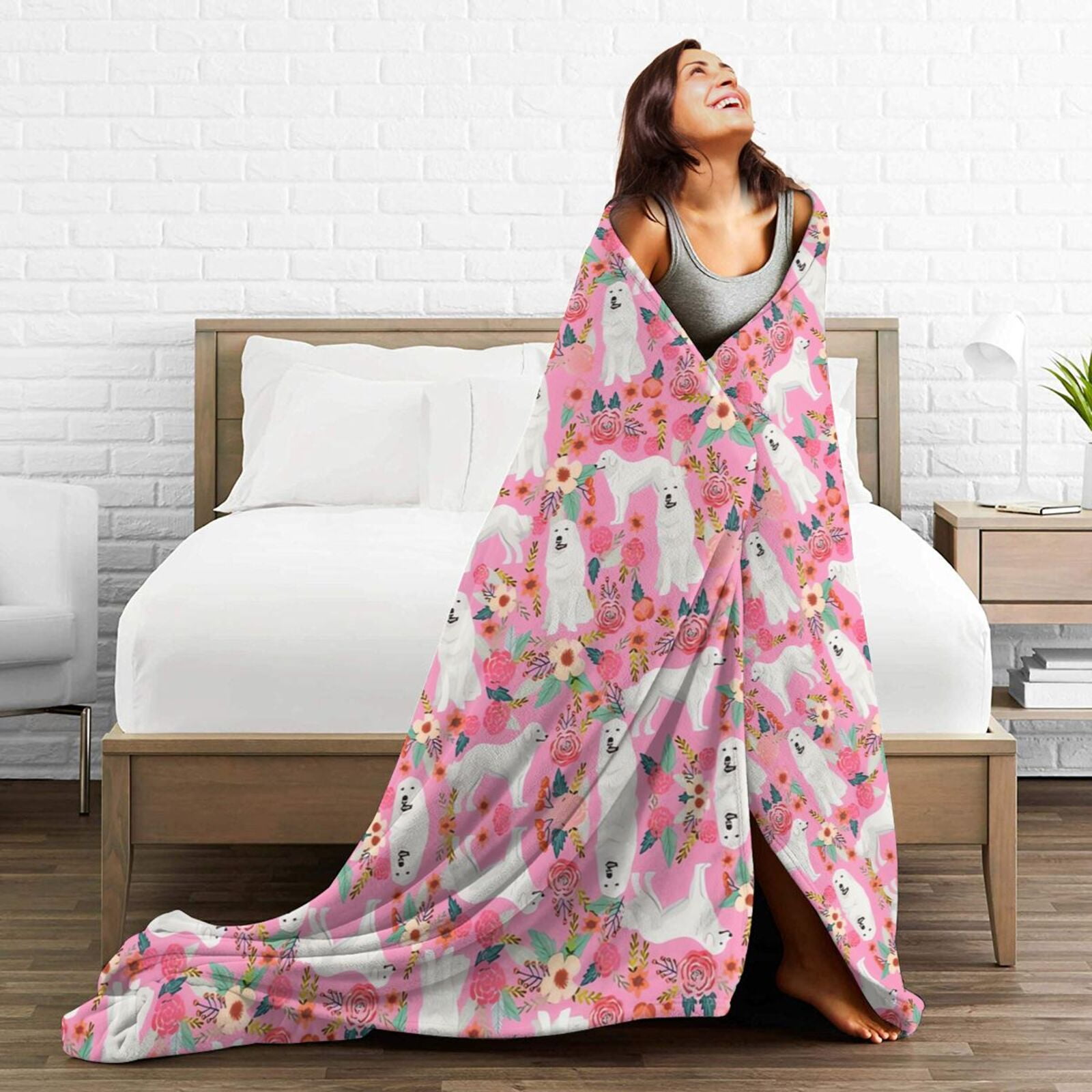 Wijzvio Great Pyrenees Dogs Pink Rose Flower Floral Throw Blanket Soft Fuzzy Fleece Blanket For Couch Bed Living Room Decoration 60"X50"