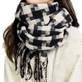 thumbnail image 1 of Écharpe d'Hiver, Écharpes Chaudes, Accessoires pour Temps Froid, Écharpes à Franges, 1 of 5