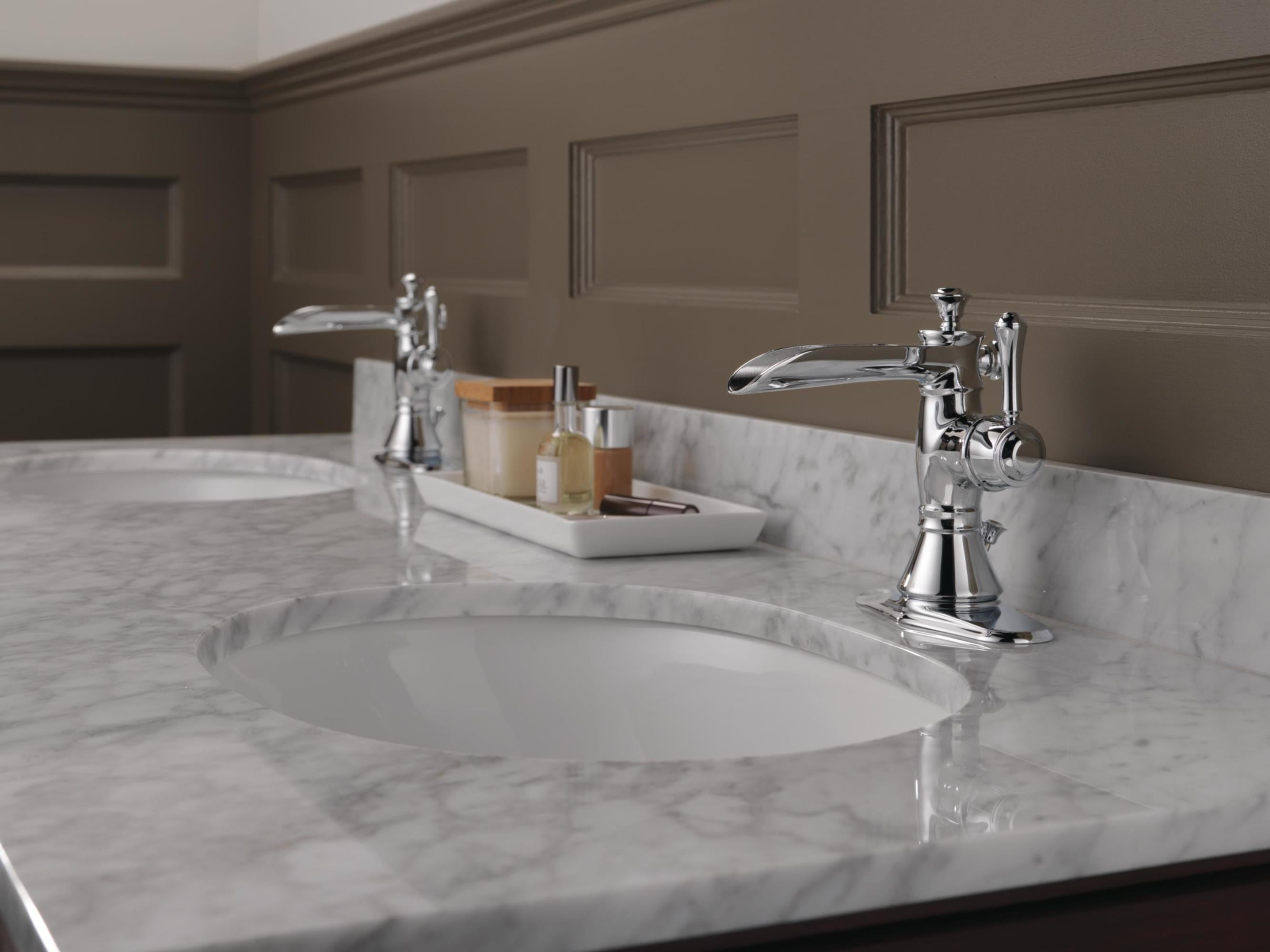Delta Cassidy Single Handle Channel Spout Bathroom Faucet with Metal Drain Assembly in Polished Nickel 598LF-PNMPU