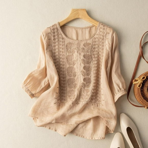 Summer Women's Loose Embroidered T-Shirt Bohemian Style Lightweight Retro Fashion Top for Casual Wear
