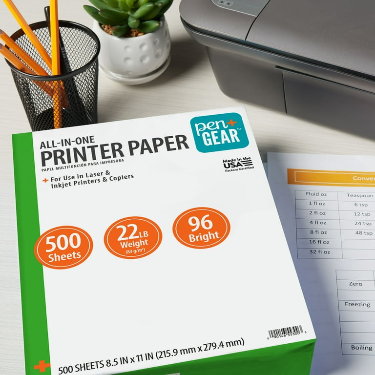 Pen+Gear Copy Paper, 8.5 x 11 inches, 96 Bright, 22 lb, 500