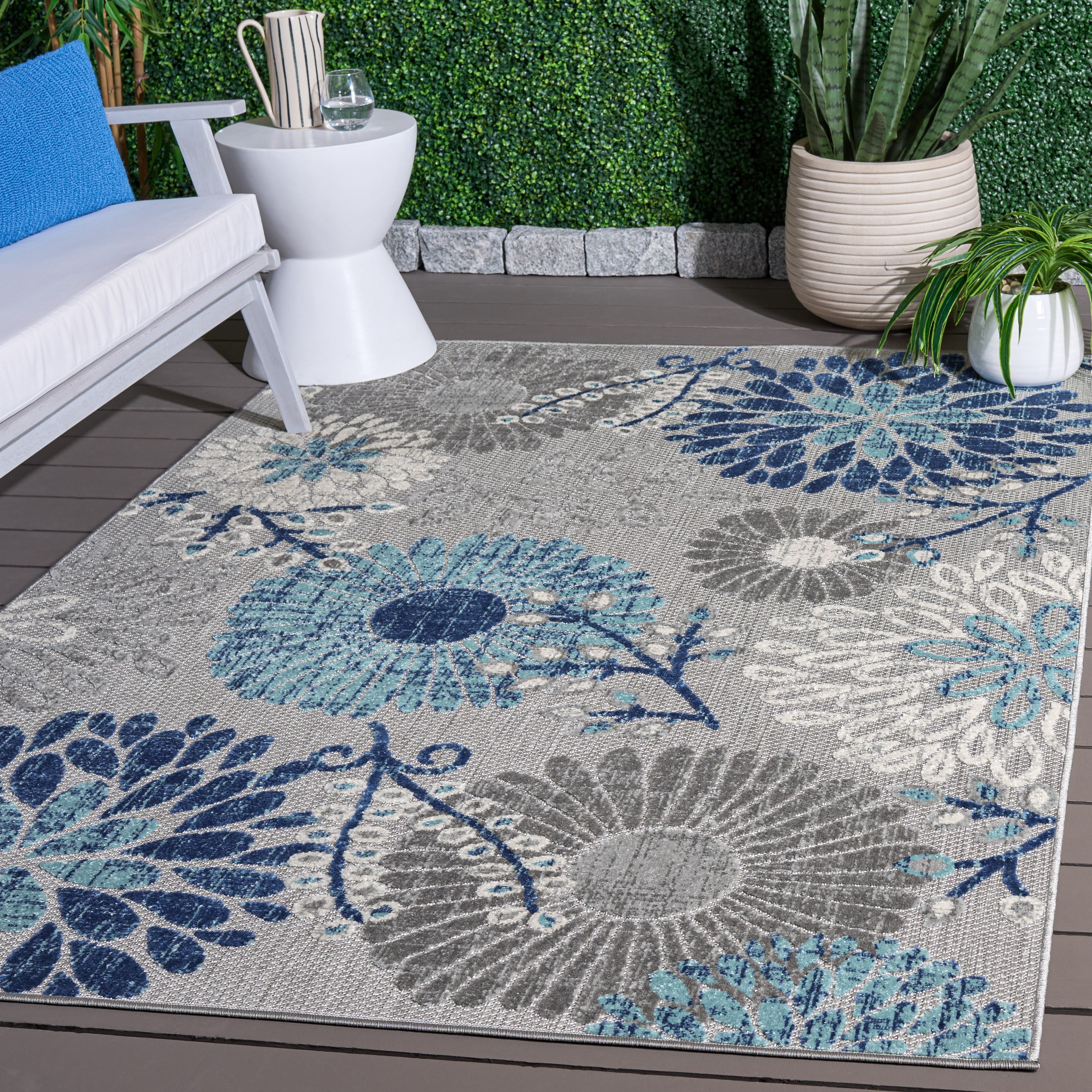 SAFAVIEH Cabana Garnet Floral Indoor/Outdoor Area Rug, Grey/Blue, 6' x 9'