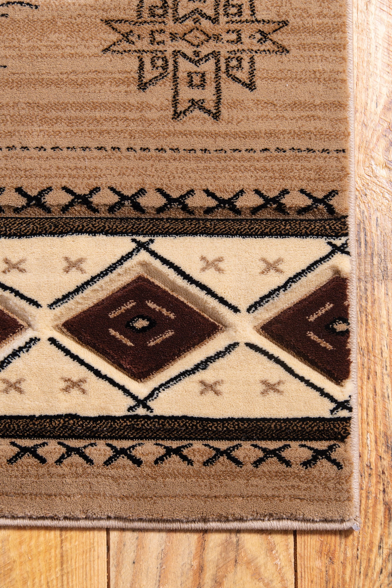 United Weavers of America Lodge Animal Print Loomed Area Rug, 1.83' x 2.67'