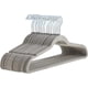 thumbnail image 1 of Ganchos delgados de terciopelo, antideslizantes, color Gris/Plateado, Paquete de 50, 1 of 28