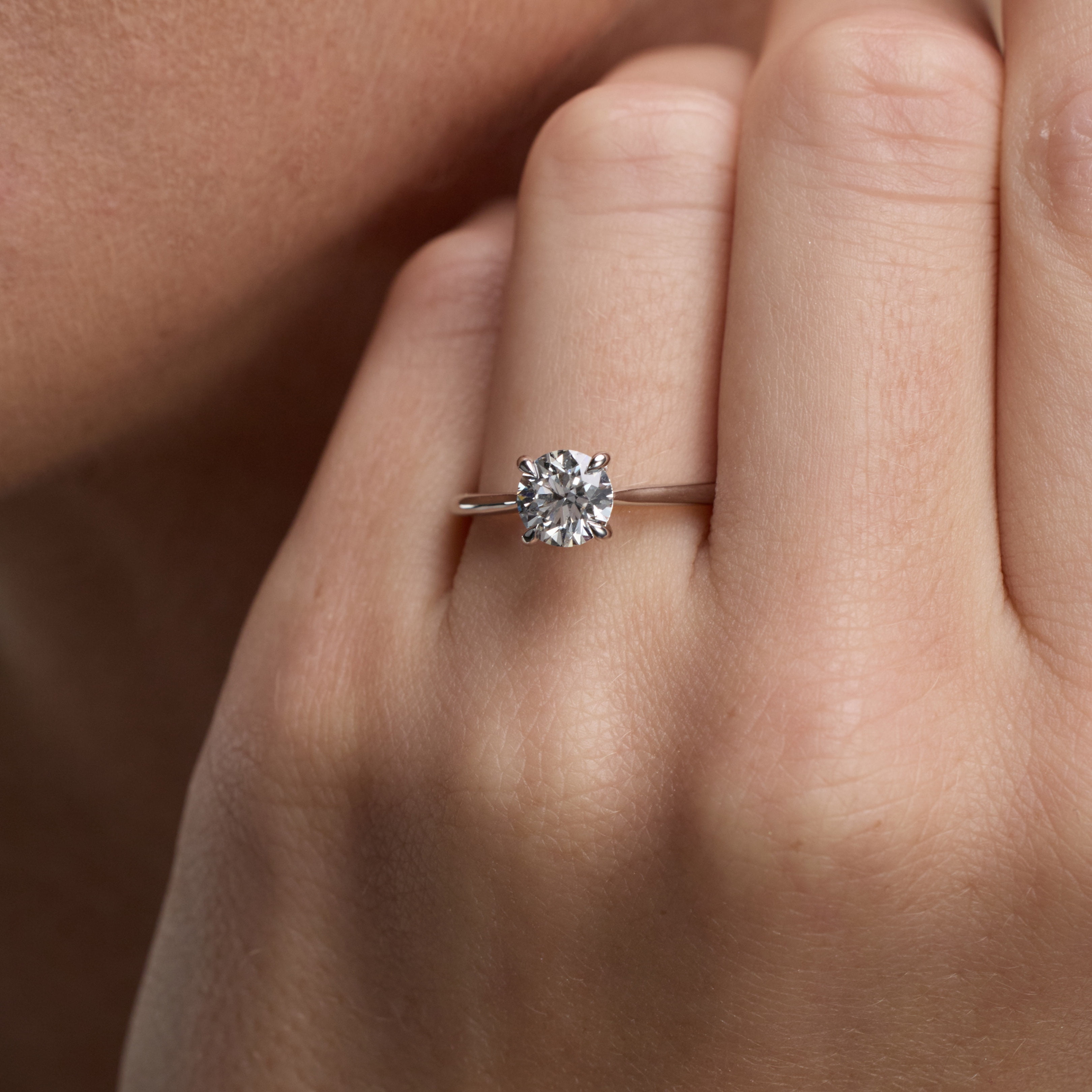 Four Prong or Six Prong Engagement Rings? Whiteflash