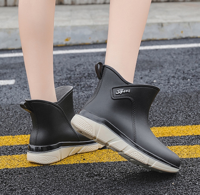 Wowen Rain Boots Slip On Antislip Rubber Waterproof Ankle Boots Rain Shoes