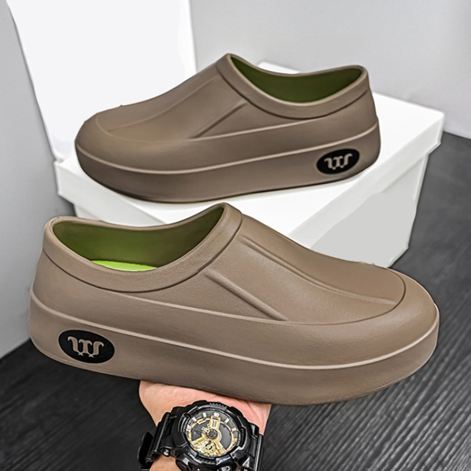 Dakaela Chef Shoes for Men Women Non Slip Oil Resistant Waterproof Lightweight Kitchen Work Clogs