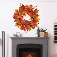 thumbnail image 3 of Corona decorativa de otoño para el salón, la puerta del jardín, con hojas de arce y bayas para Acción de Gracias. Colgador para la puerta de 50 cm para la temporada de otoño., 3 of 8