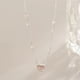 thumbnail image 5 of Collar de perlas de amor de niña rosa para mujer, diseño de nicho de lujo ligero y de alta gama, collar de clavícula con todo incluido, 5 of 6