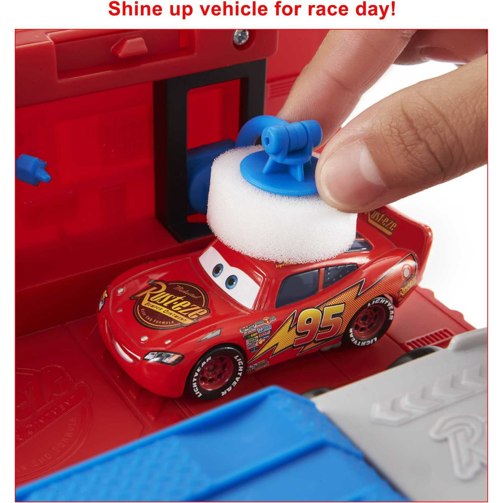 Disney Pixar Cars Transforming Mack Playset, 2-in-1 toy Truck & Tune-Up Station with Launcher
