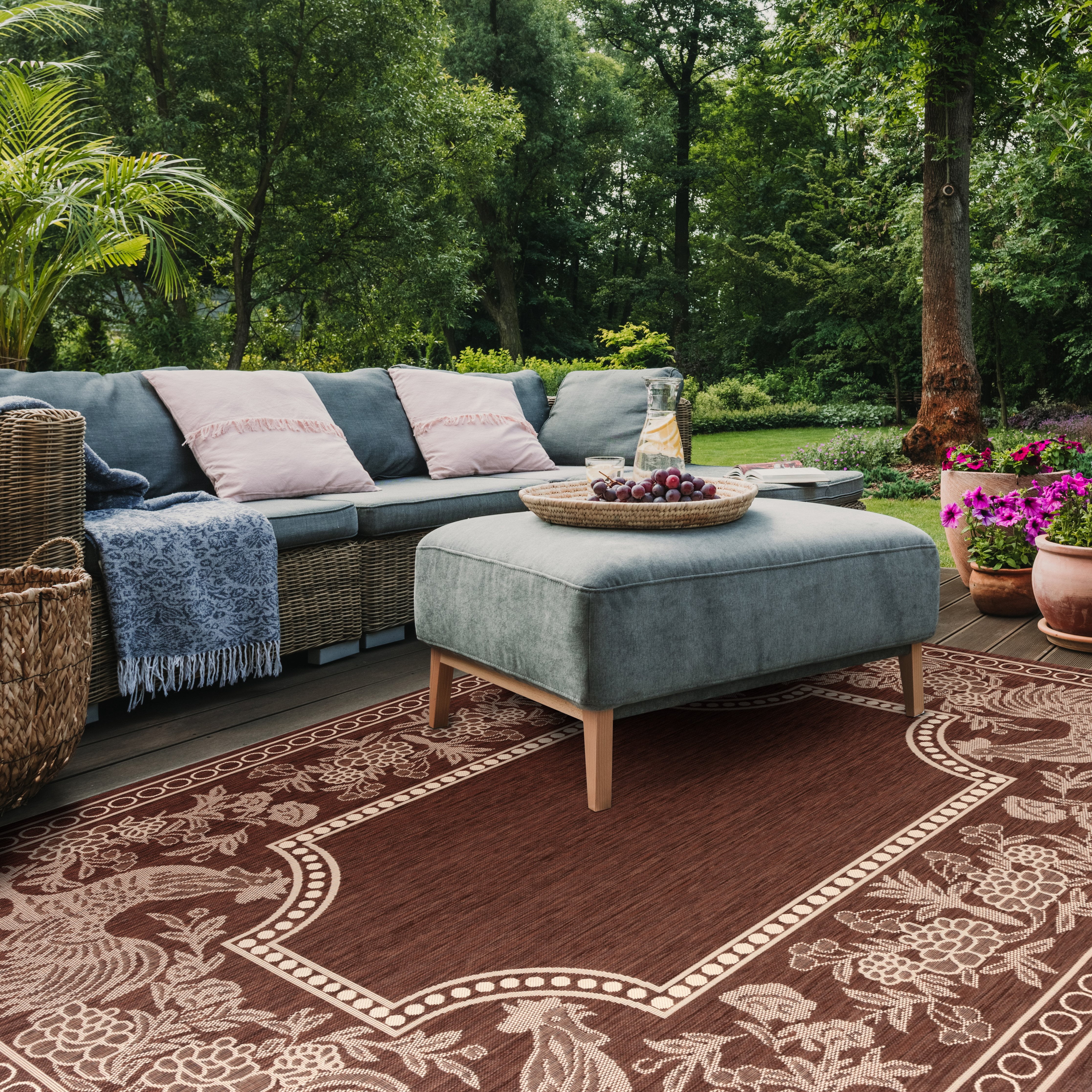 SAFAVIEH Courtyard Claire Oriental Indoor/Outdoor Area Rug, Chocolate/Natural, 6'7" x 6'7" Square
