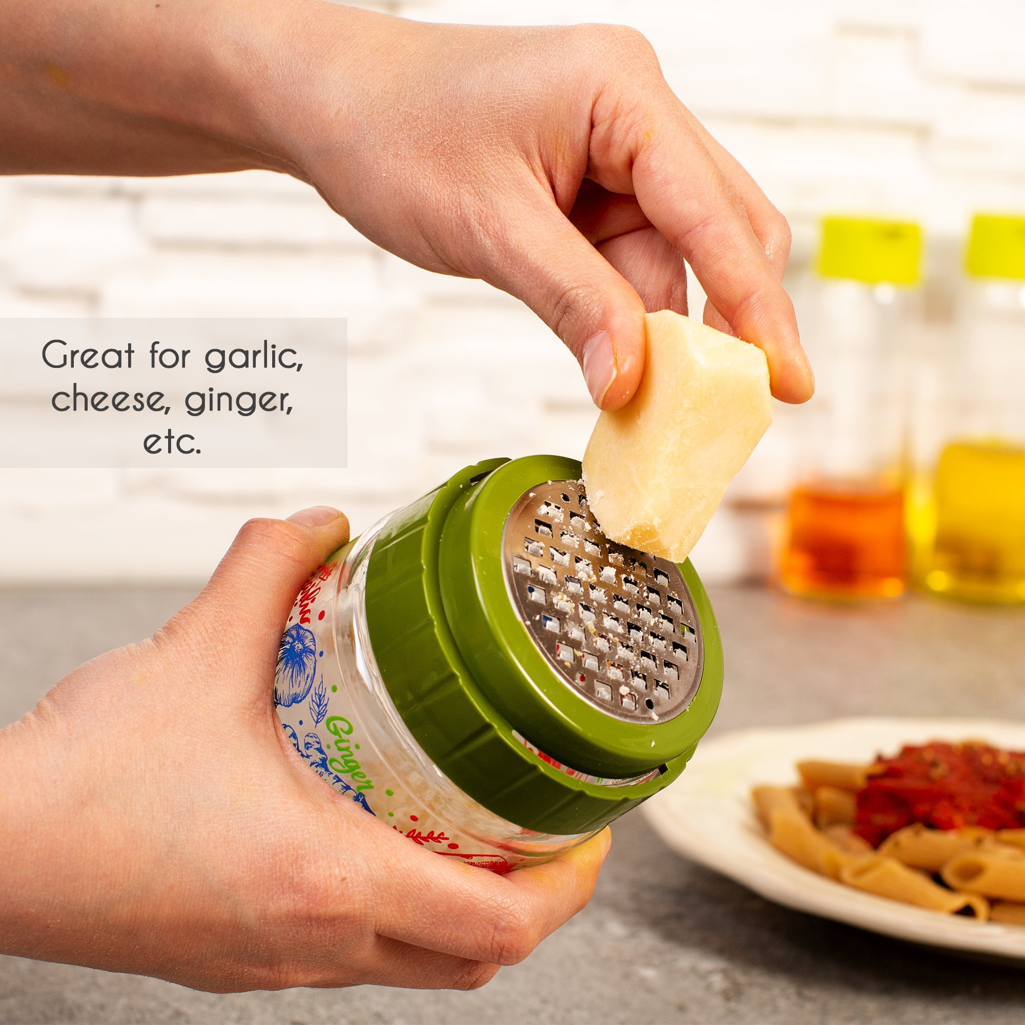 Crystalia Glass Vegetable Grater for Ginger Garlic Onion, Small Glass Food  Processor, Fruit Grater Plate for Babies, Healthy Lead-Free Crystal Cut  Glass Apple Grater 