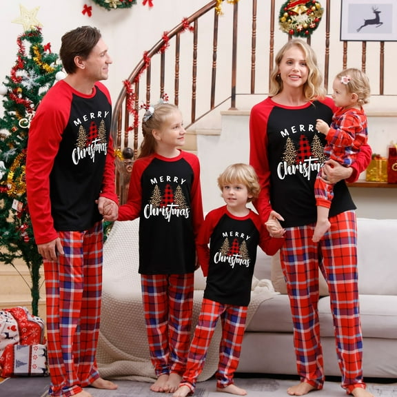 Odeerbi Matching Family Christmas Pajamas Sets Plaid Sleepwear Parent-Child Xmas Patchwork Plaid Printed Homewear Suits Round Neck 2025 Long Sleeve Two-piece Jammies Sets Loungewear for Dad