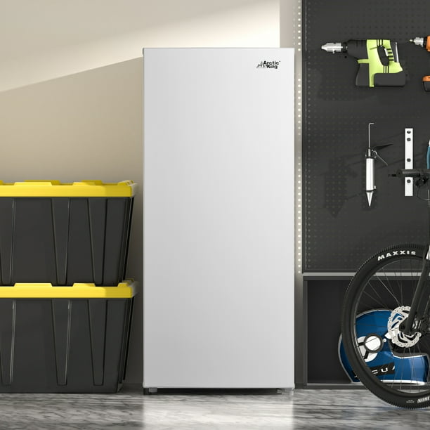 Arctic King 7.1 Cu ft Upright Convertible Freezer/Refrigerator
